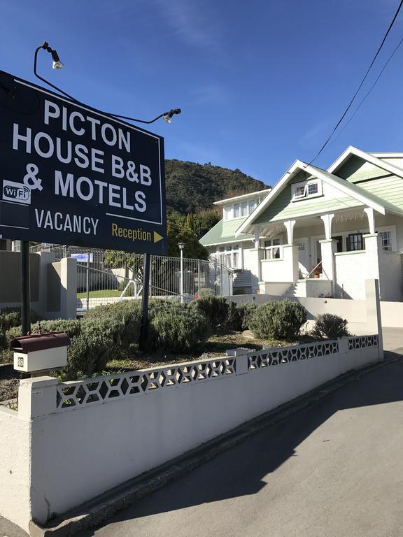 Picton House B&B And Motel Exteriör bild